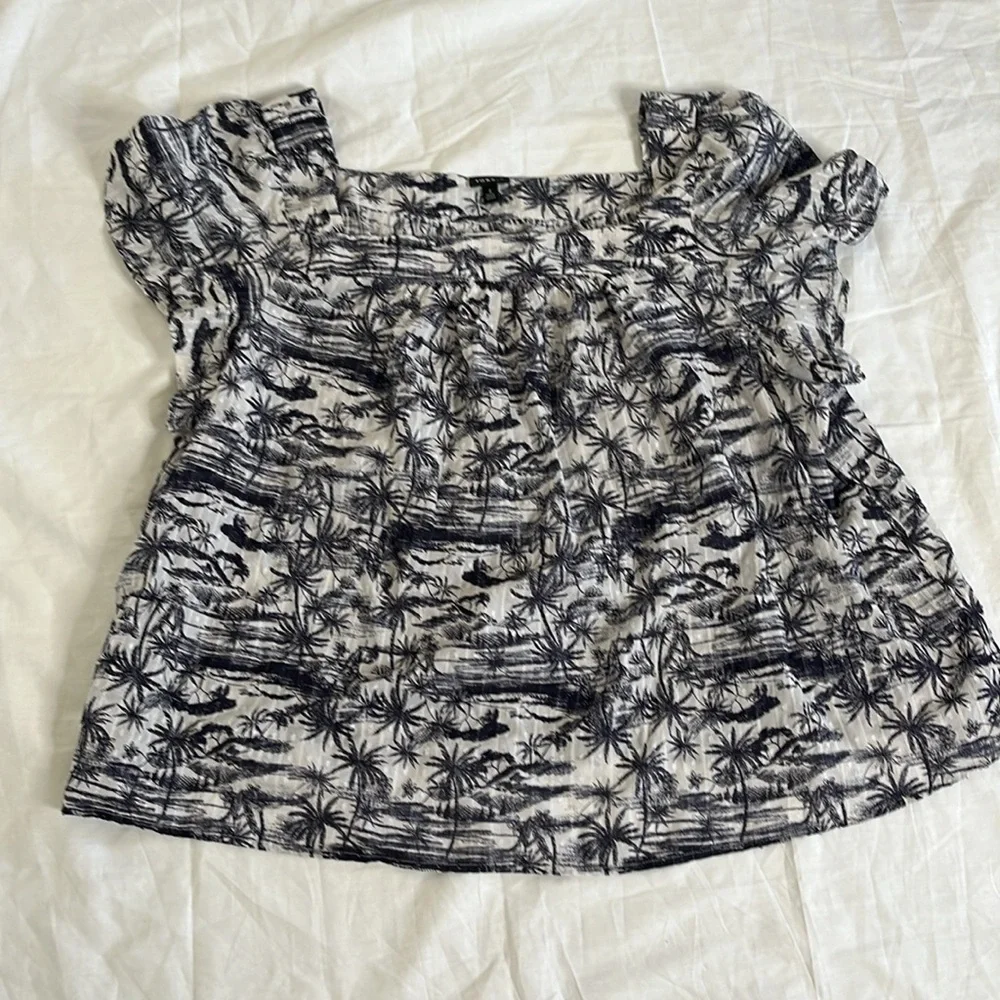 Torrid‎ Clip Jacquard Square Neck Flutter Sleeve Jungle Toil Top Women's 4X New - Picture 2 of 10